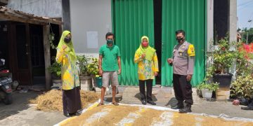 Babinsa Tlogoboyo Dampingi Puskesmas Bonang 1 Tracking Contact Warga Positif Covid-19