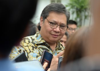 Mentri Perekonomian Airlangga Terima Aspirasi Petani Sawit soal Perpanjang Masa Jabatan Jokowi