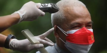 Ganjar Cukur Gundul; Wujud Empati Pada Anak Penyintas Kanker