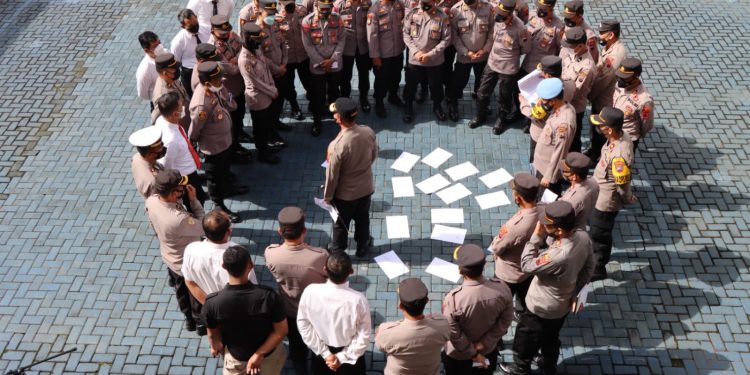 Percepat Capaian Vaksinasi, Polres Banjarnegara Terjunakan Personel Sisir Warga Belum Vaksin Covid-19