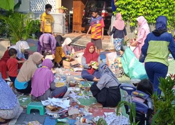Bangun Kepedulian Masyarakat Akan Sampah, Ibu-ibu PKK di Pujatim Batursari Kelola Bank Sampah