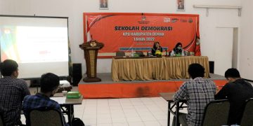 Siapkan Generasi Cerdas, KPU Gelar Sekolah Demokrasi