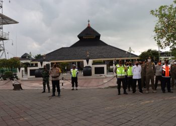 Ratusan Polisi di Terjunkan Dalam Tradisi Megengan Demak
