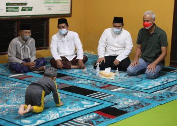 Ngabuburit Hari Pertama, Ganjar Bedah Rumah Warga