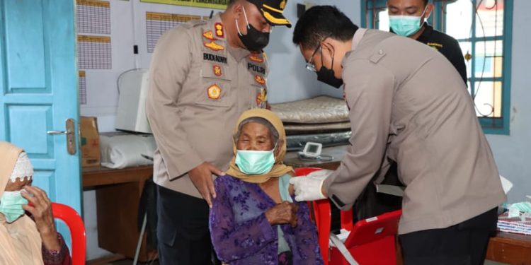 Sambut Ramadhan, Polres Demak Gelar Baksos dan Vaksinasi Covid-19