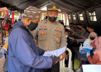 Percepat Vaksinasi, Polres Banjarnegara Perluas Layanan Vaksin Pengguna Jalan