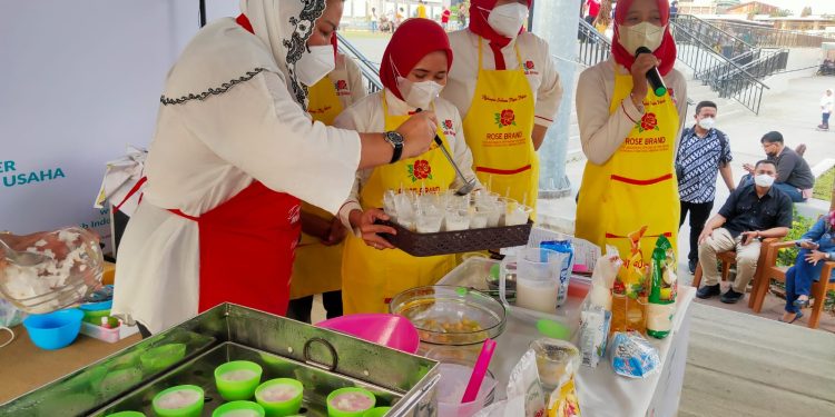 Mbak Ita Tularkan Masak Tanpa Minyak Goreng yang Mudah dan Murah