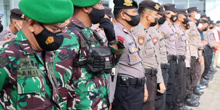 Kapolres Banjarnegara Pimpin Apel Keroyok Vaksin di Batur