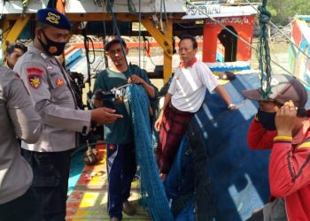 Satpolair Polres Demak Patroli Dalam Mencegah Kebakaran dan Warga Tenggelam