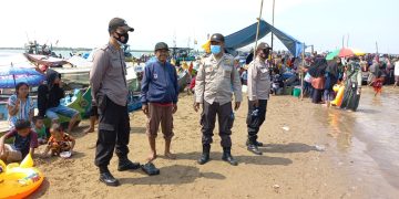 Ratusan Polisi Amankan Tradisi Syawalan di Demak