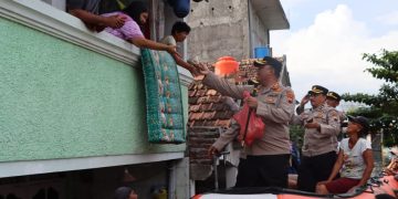 Kapolres Lakukan Pengecekan Banjir Rob di Wilayah Pesisir Demak