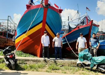 Hari Bhayangkara ke-76, Polri Sumbang Apar dan Pelampung Pada Kelompok Nelayan Juwana Pati