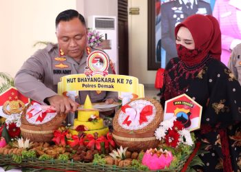Tasyakuran Hari Bhayangkara Ke-76, Kapolres Demak Sebut Polri Akan Terus Melakukan Perbaikan Kinerja