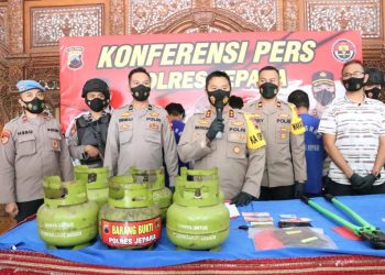 Polres Jepara Berhasil Ringkus Pelaku Pencurian Tabung Gas Elpiji