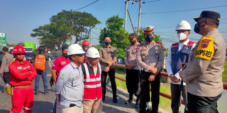 Satlantas Polres Demak Siapkan Jalur Alternatif Antisipasi Kemacetan Pemasangan Girder