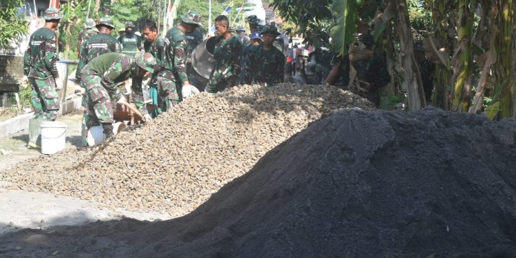 Tumpukan Material Disasaran Pokok Sudah Menumpuk Menunggu Sentuhan Satgas TMMD Kodim Demak