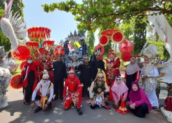 Ratusan Perserta Karnaval Ramaikan HUT RI di Demak
