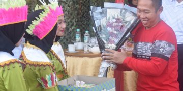 Demak Fashion Week Hingga Panggung Music Meriahkan Car Free Day di Simpang Enam Demak