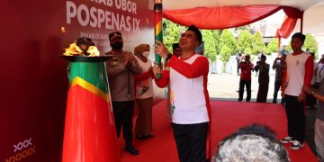 Ratusan Polisi di Demak Amankan Perjalanan Kirab Obor Pospenas IX Tahun 2022