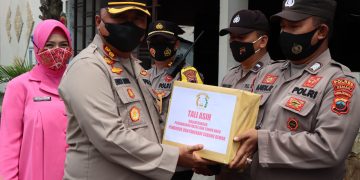 Kapolres dan Bhayangkari Demak Kunjungi Pos Pengamanan Nataru