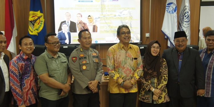 Seminar Pembaharuan Hukum Pidana di USM, Prof Barda: Keadilan Itu Berdasarkan Tuhan, Bukan Undang-Undang