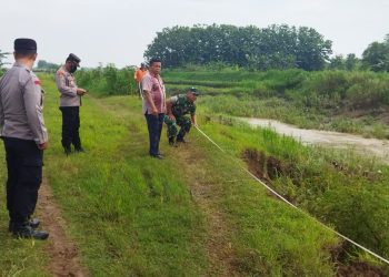 Forkopimcam Karangawen Cek Tanggul sungai Cabean