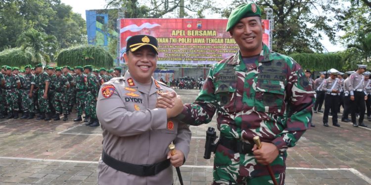 Sinergitas TNI-Polri dengan Apel Bersama