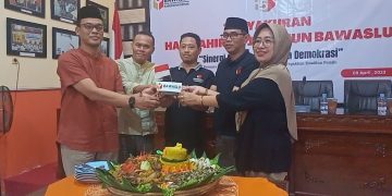 Bawaslu Demak Gelar Tasyakuran HUT Bawaslu RI Ke-15, Sinergitas Jaga Demokrasi jadi Ikon