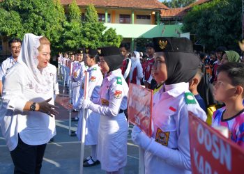Mbak Ita Larang Sekolah Lakukan Pungutan dan Pembebanan Kewajiban Beli Seragam di Sekolah