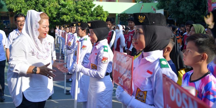 Mbak Ita Larang Sekolah Lakukan Pungutan dan Pembebanan Kewajiban Beli Seragam di Sekolah