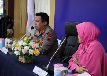 Kapolres Demak Minta Bhayangkari Hidup Sederhana dan Dukung Tugas Suami