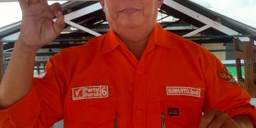 Kepala Sekolah ini Perjuangkan Nasib Buruh