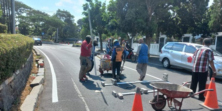 Tertibkan Balap Liar, Pemkot Semarang Pasang Pita Kejut