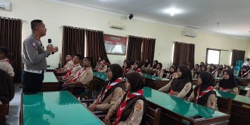Kasat Lantas Mengajar, Ajak Pelajar SMA N 3 Demak Tertib Berlalulintas