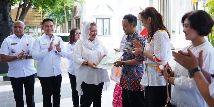 Taat Bayar Pajak, Tito dan Susman Dapat Rumah dan Mobil