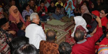 Bahagianya Susilo, Ganjar Menginap di Rumah Hasil Kerja Anaknya yang Lulusan SMKN Jateng