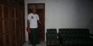 Ganjar Nginap di Rumah Petani Gunungkidul, Warga; Kaya Ketiban Pulung