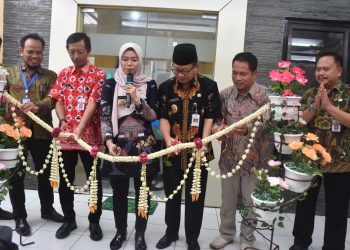 Kantor PT Demak Aneka Wira Usaha (Perseroda) Diresmikan Bupati