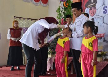 Dua Tetes Vaksin Polio Selamatkan Anak dari Kelumpuhan