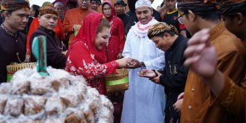 Meski Diguyur Hujan, Prosesi Dugderan di Kota Semarang Berlangsung Meriah