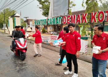 Rayakan Hari Jadi, GMNI Kota Wali Berbagi