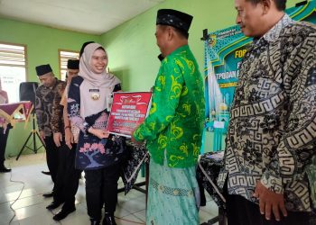 Bupati Ajak Guru Madin Untuk Bersatu Dan Melangkah Maju Menuju Masa Depan Yang Lebih Baik