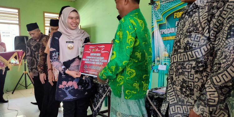 Bupati Ajak Guru Madin Untuk Bersatu Dan Melangkah Maju Menuju Masa Depan Yang Lebih Baik