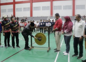 Ribuan Pelajar Meriahkan POPDA di Gor Sultan Fatah