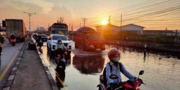 Rob Genangi Pantura, Lalu Lintas Tersendat