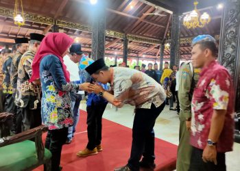 Bupati Hidupkan Tradisi Lama Halal Bi Halal Dengan Kades dan Perangkat