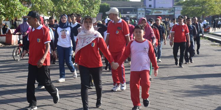 Sambut HUT Demak, Bupati Ajak Warga Jalan Sehat