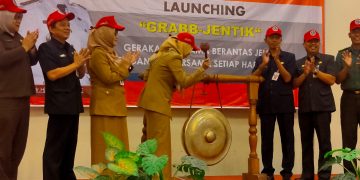 Atasi DBD di Demak Bupati melaunching Grabb Jentik