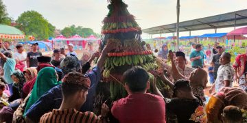 Bupati Apresiasi Apitan di Kunir