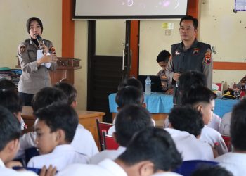 Dukung Program Jawa Tengah Zero Bullying, Polisi di Demak Blusukan Kesekolah